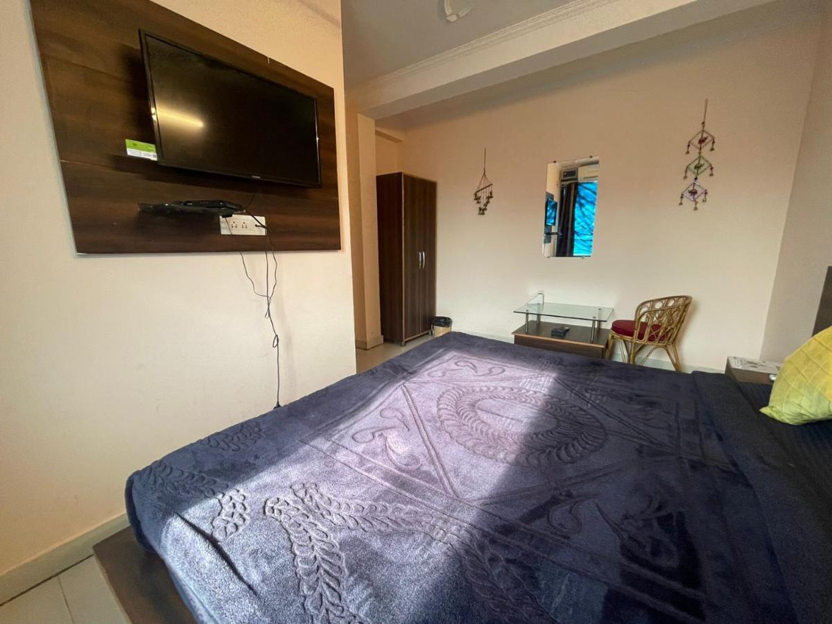 Orchid Hostel And Hotel Tapovan Exterior photo